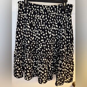 L love Women’s Black & White Shirt Size: L